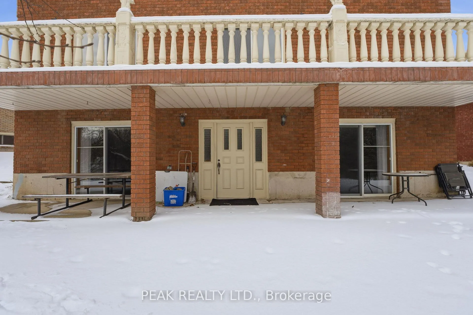 Photo 37 of 75 Ludlow Crescent, Brantford — HOMEH