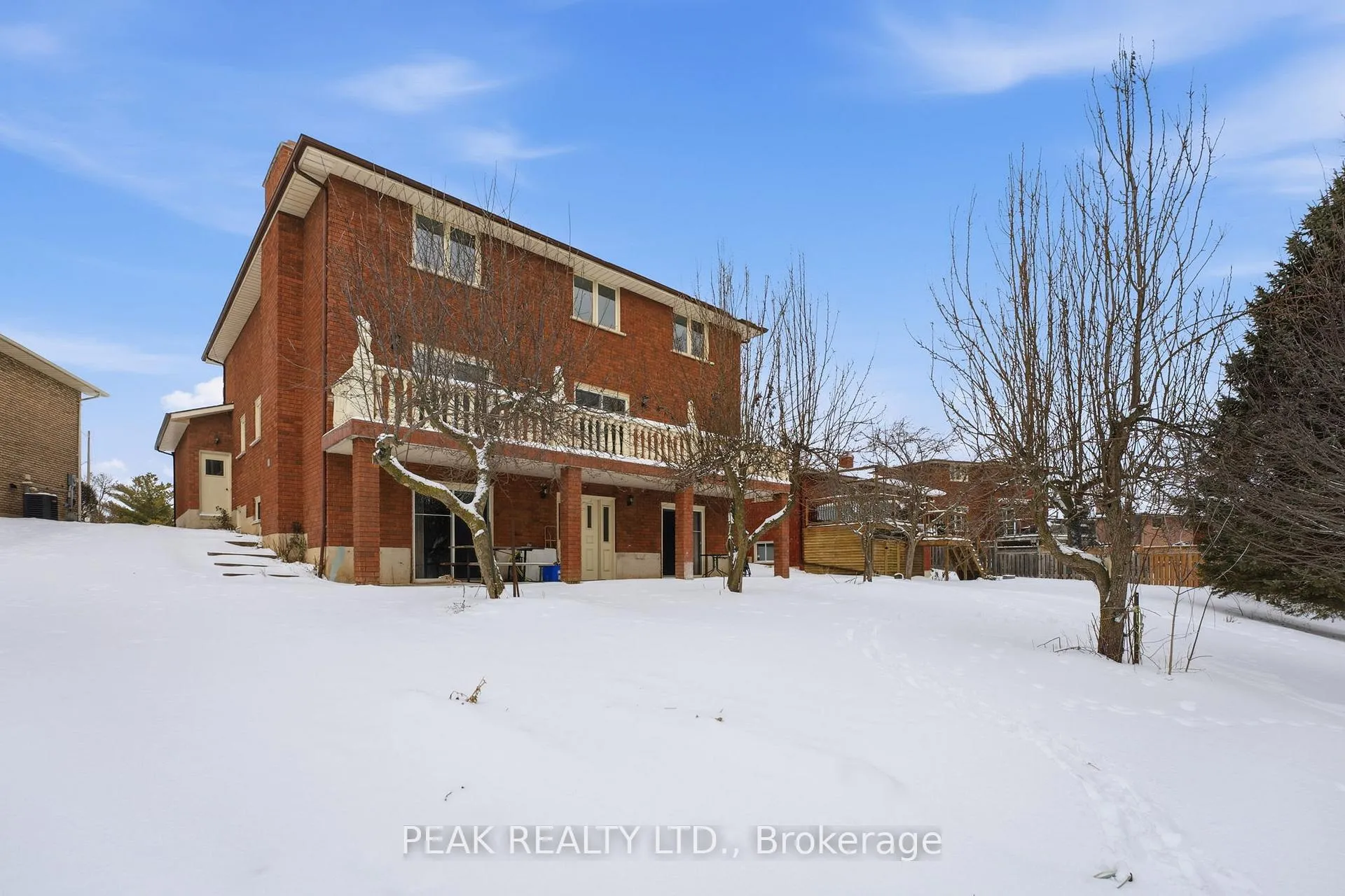 Photo 38 of 75 Ludlow Crescent, Brantford — HOMEH
