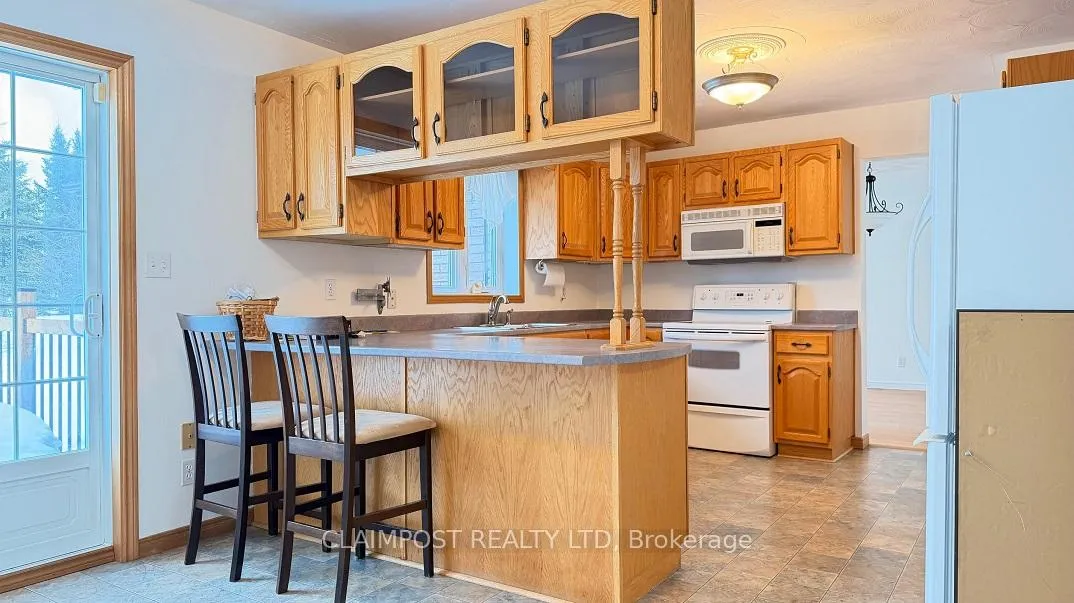 Photo 4 of 204 Renee Place, Timmins, TNW - Riverpark — HOMEH