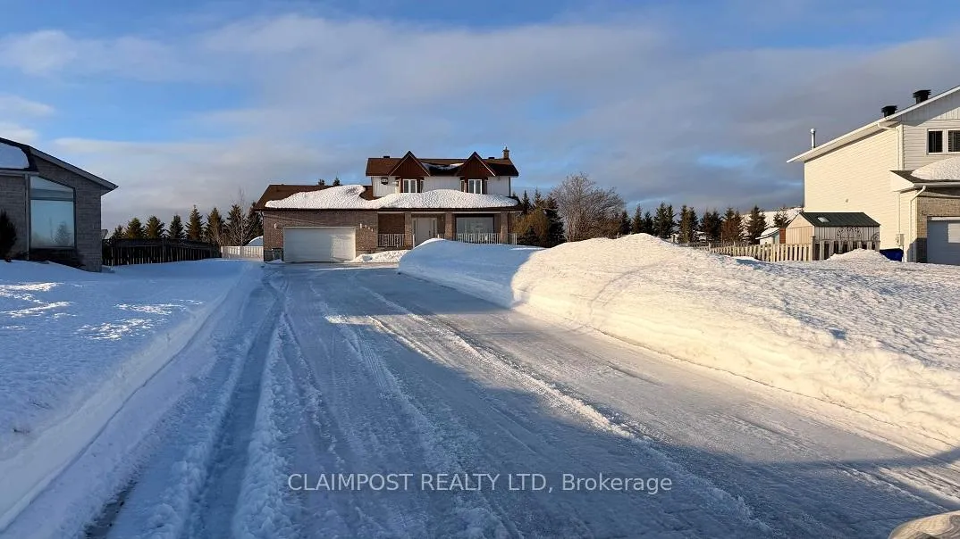 Photo 24 of 204 Renee Place, Timmins, TNW - Riverpark — HOMEH