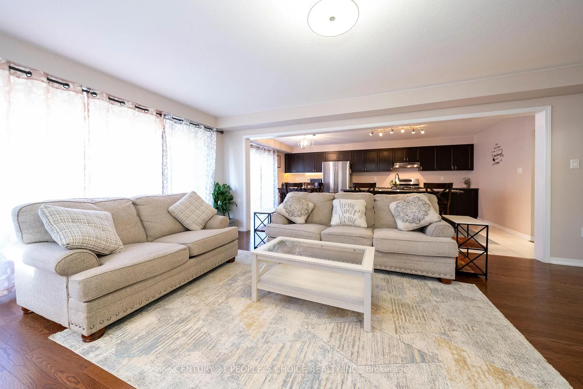 Photo 10 of 335 Falling Green Crescent, Kitchener, Rosenburg — HOMEH
