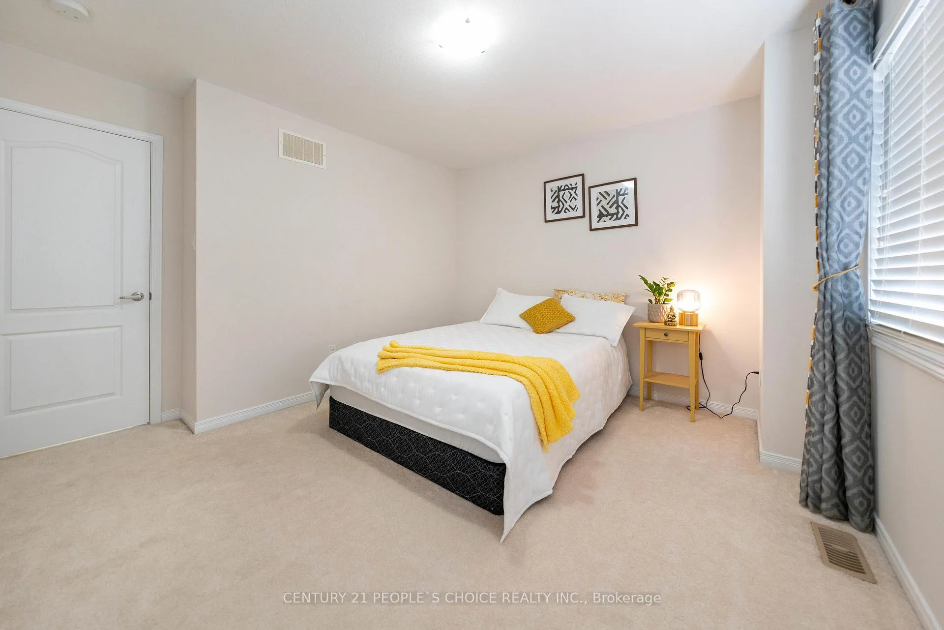 Photo 28 of 335 Falling Green Crescent, Kitchener, Rosenburg — HOMEH