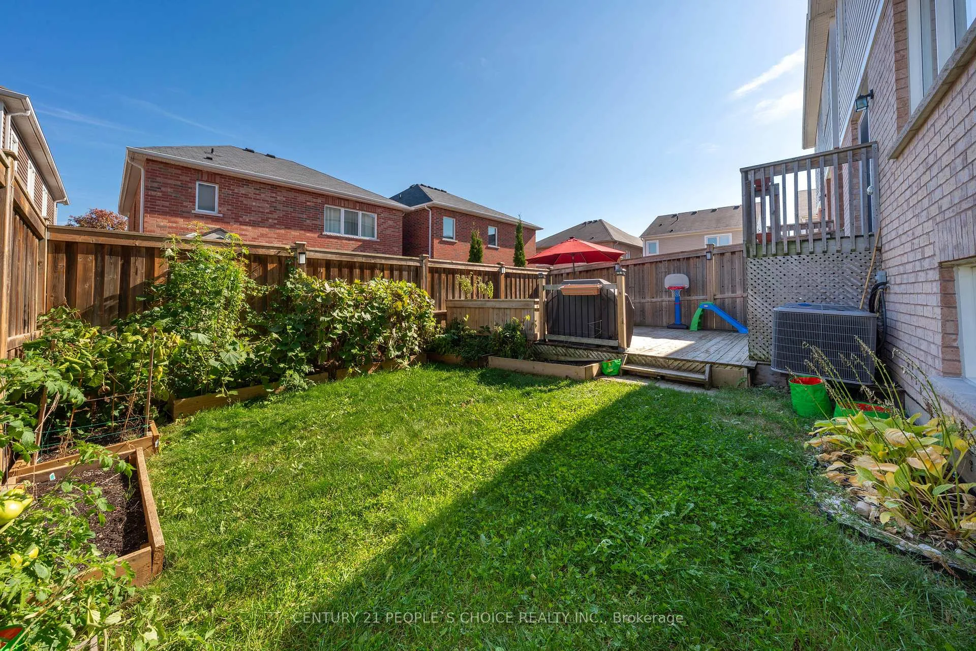Photo 49 of 335 Falling Green Crescent, Kitchener, Rosenburg — HOMEH