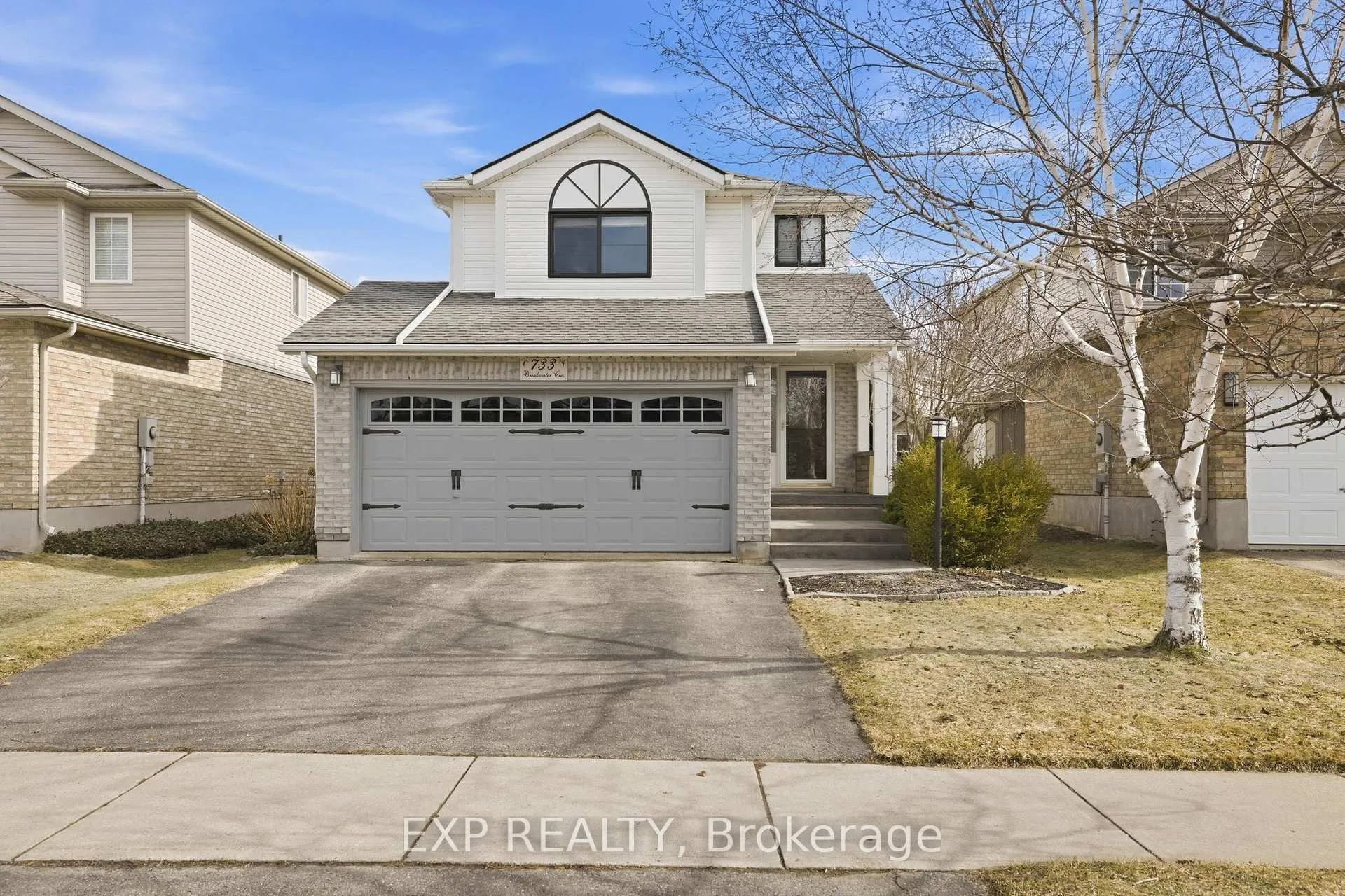 Photo 2 of 733 Breakwater Crescent, Waterloo — HOMEH