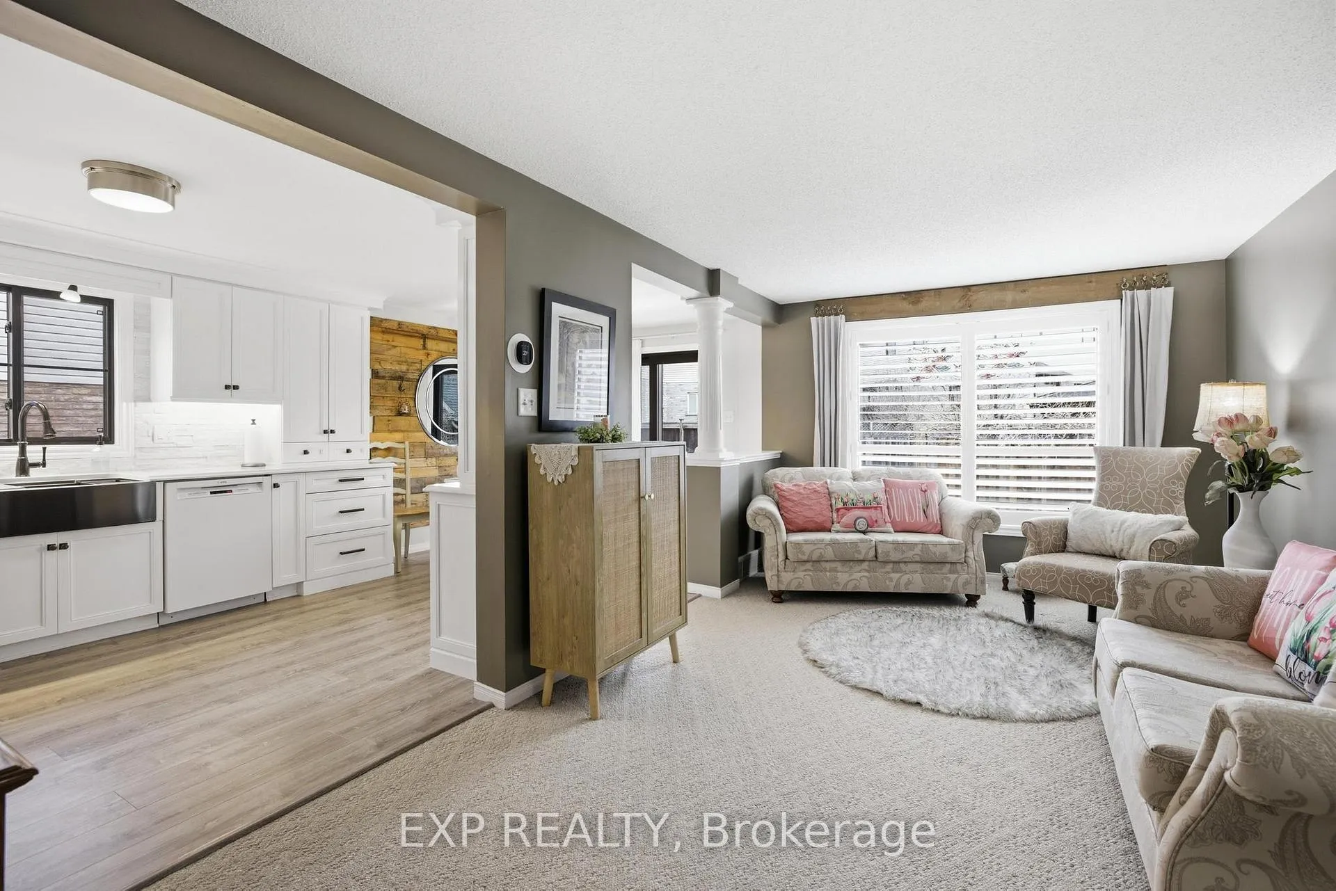 Photo 10 of 733 Breakwater Crescent, Waterloo — HOMEH