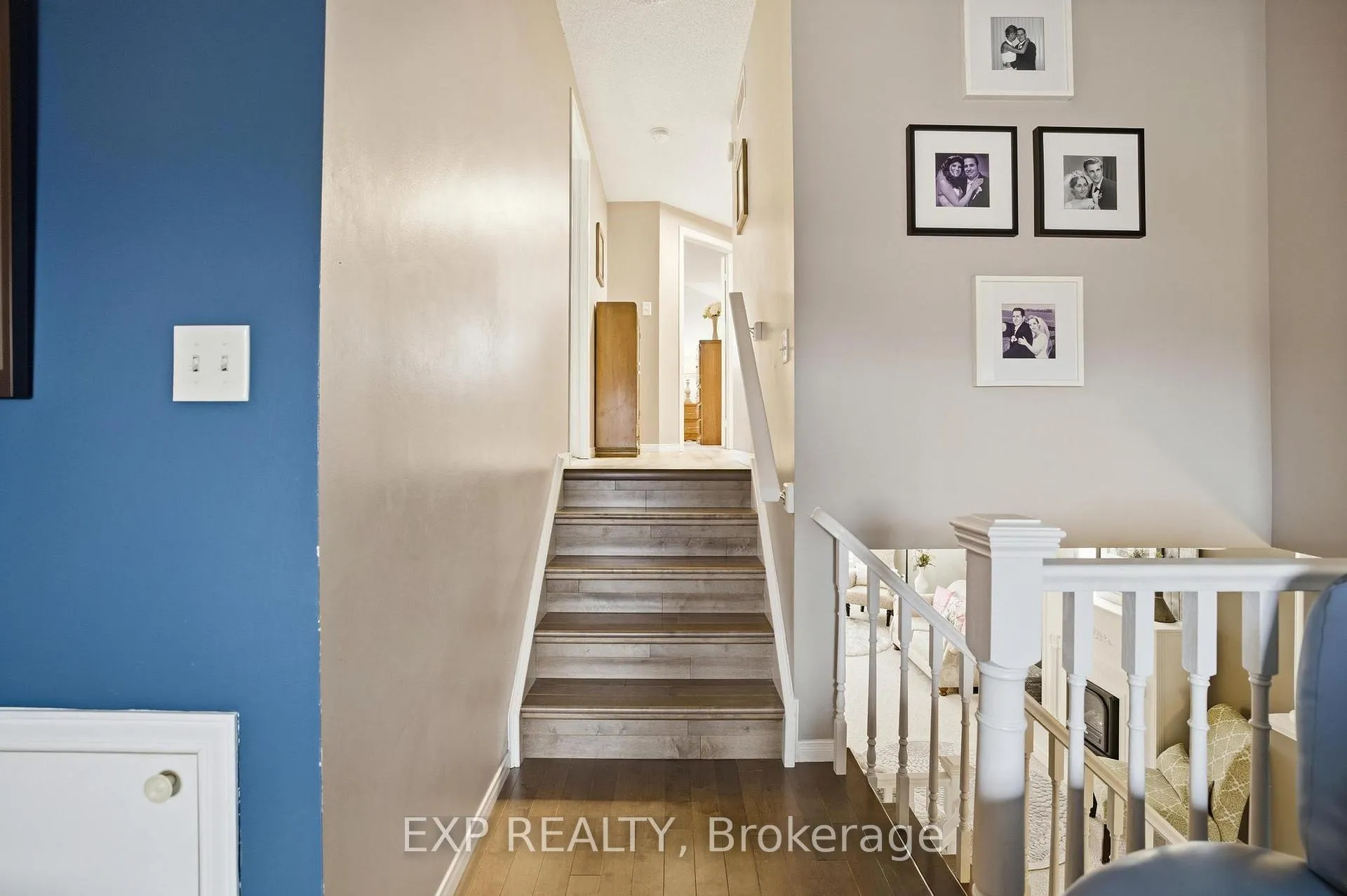 Photo 17 of 733 Breakwater Crescent, Waterloo — HOMEH