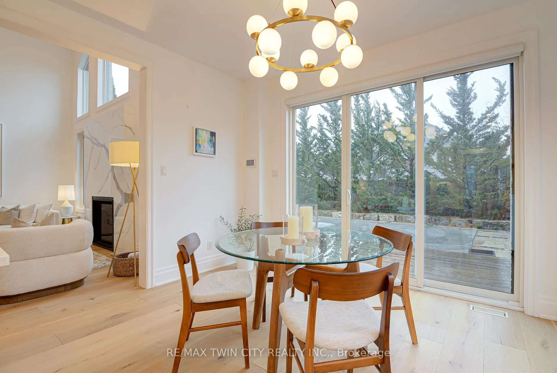 Photo 16 of 819 Copper Ridge Drive S, Waterloo, Eastbridge — HOMEH