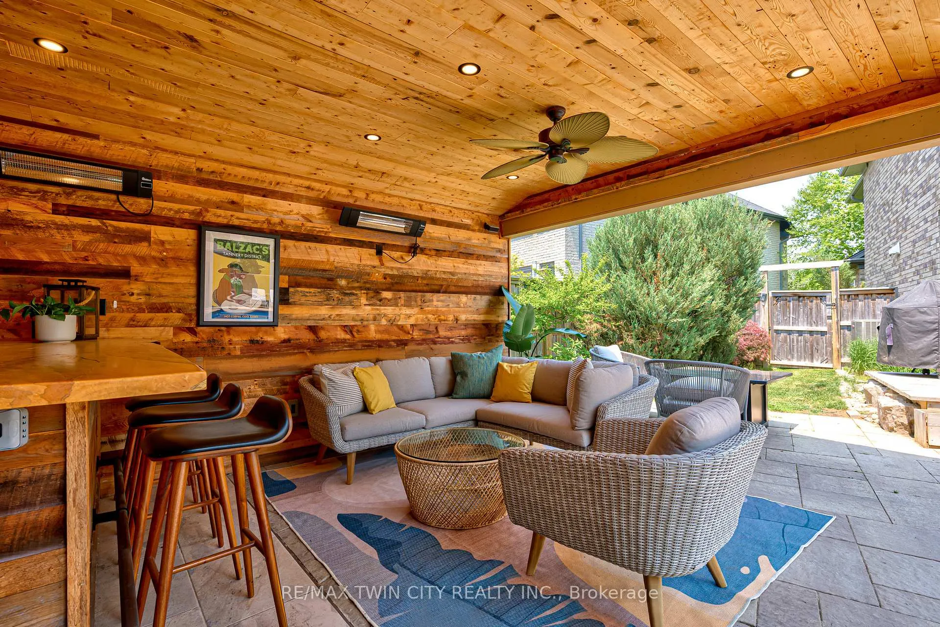Photo 43 of 819 Copper Ridge Drive S, Waterloo, Eastbridge — HOMEH