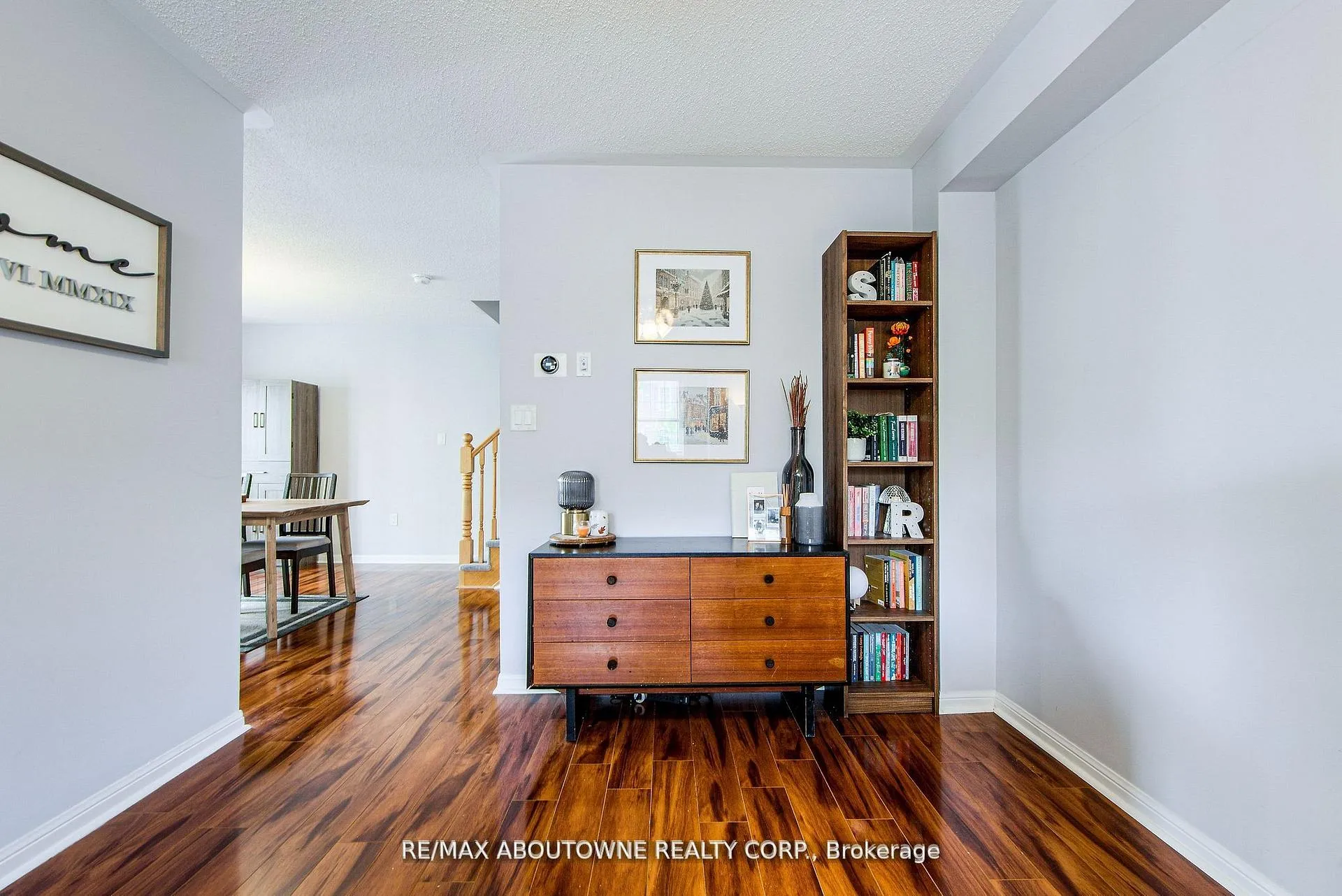 Photo 19 of 911 Deverell Place, Milton, Coates — HOMEH