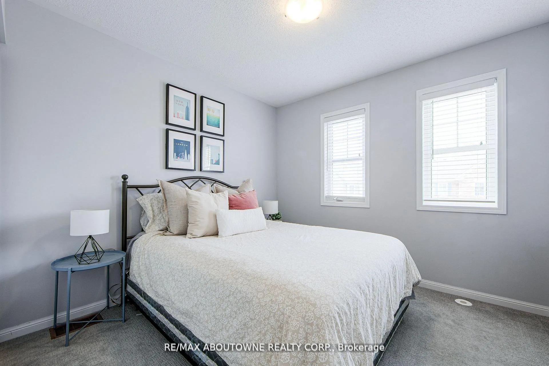 Photo 25 of 911 Deverell Place, Milton, Coates — HOMEH