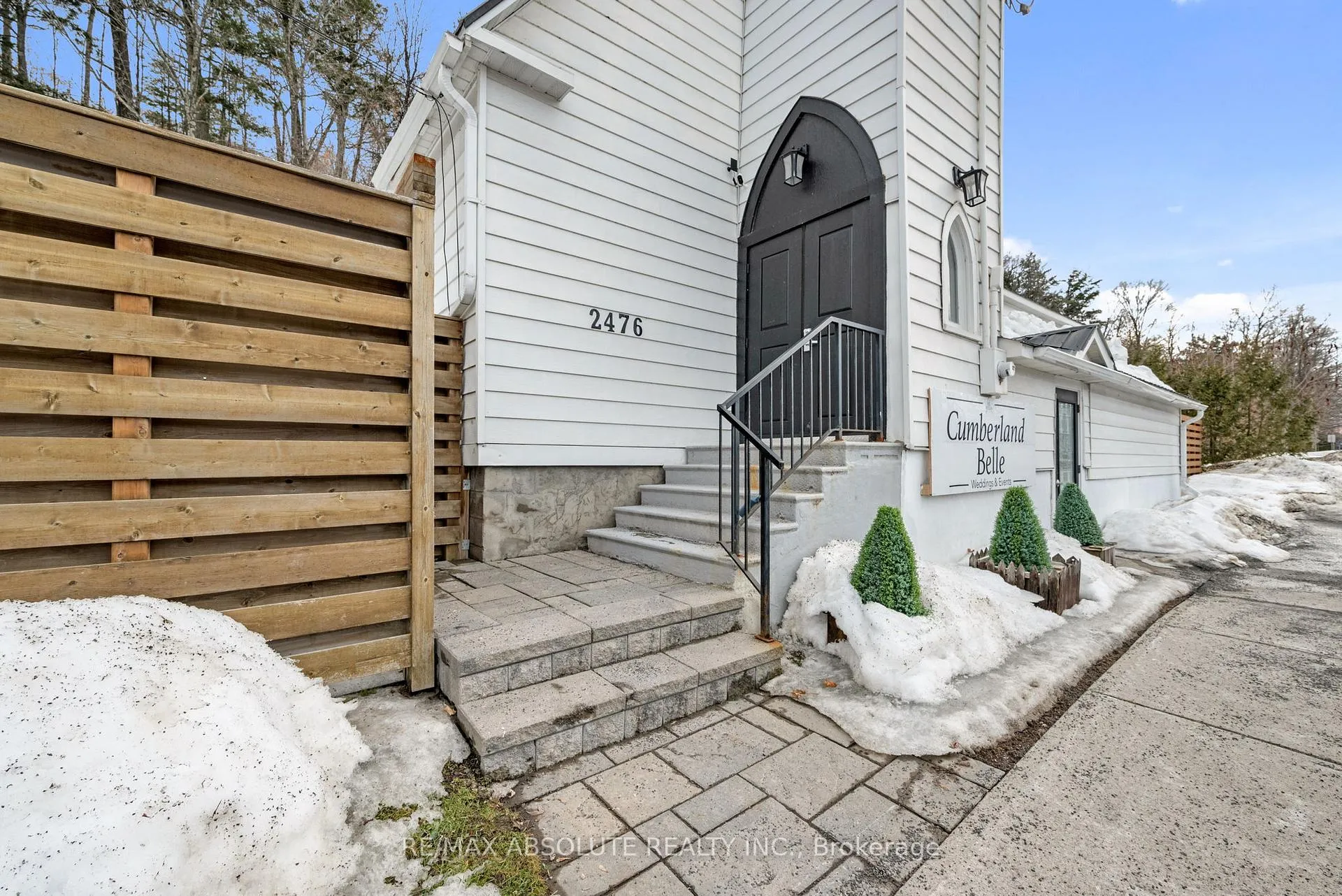 Photo 8 of 2476 Old Montreal Road, Ottawa, Cumberland Ridge — HOMEH