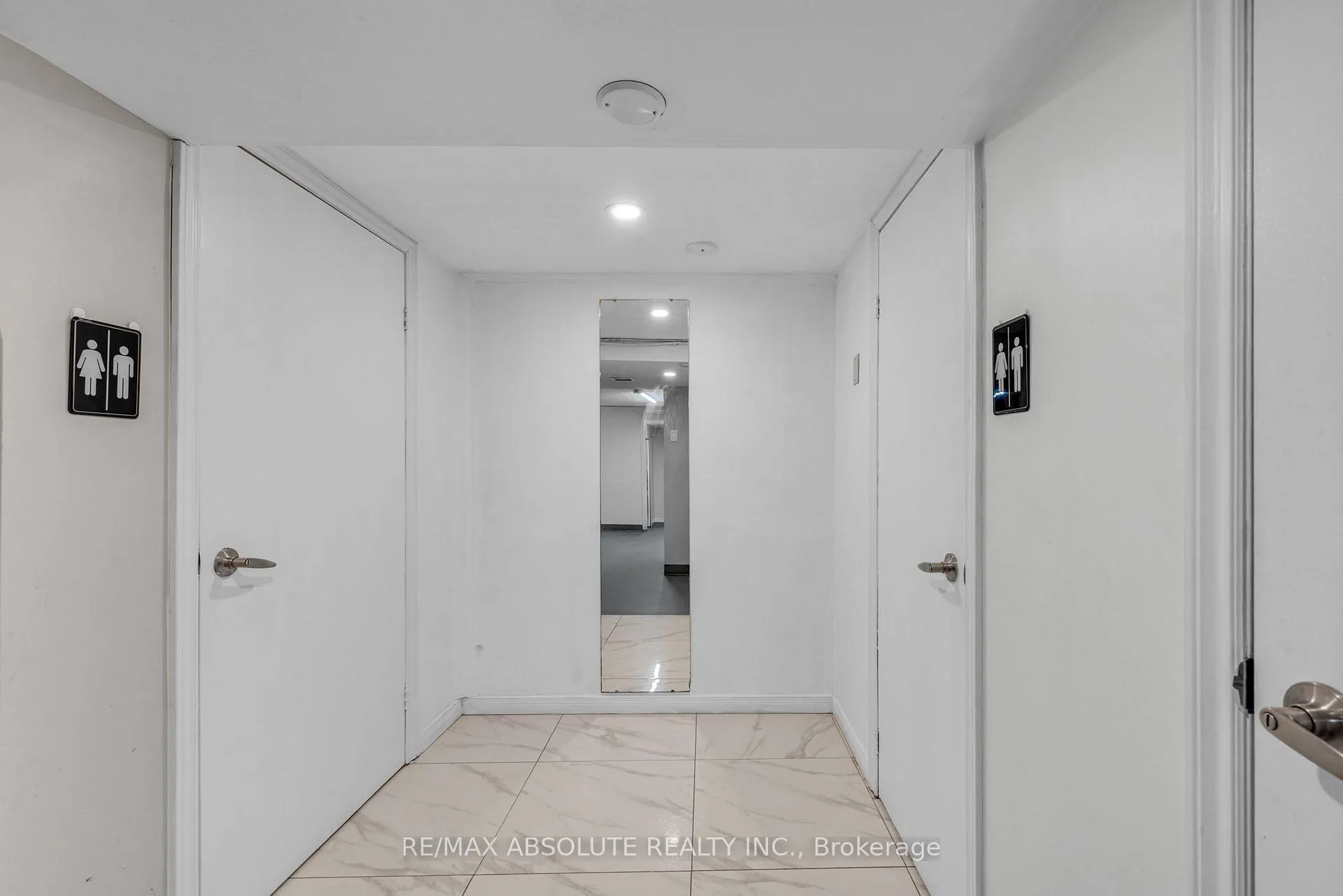 Photo 12 of 2476 Old Montreal Road, Ottawa, Cumberland Ridge — HOMEH