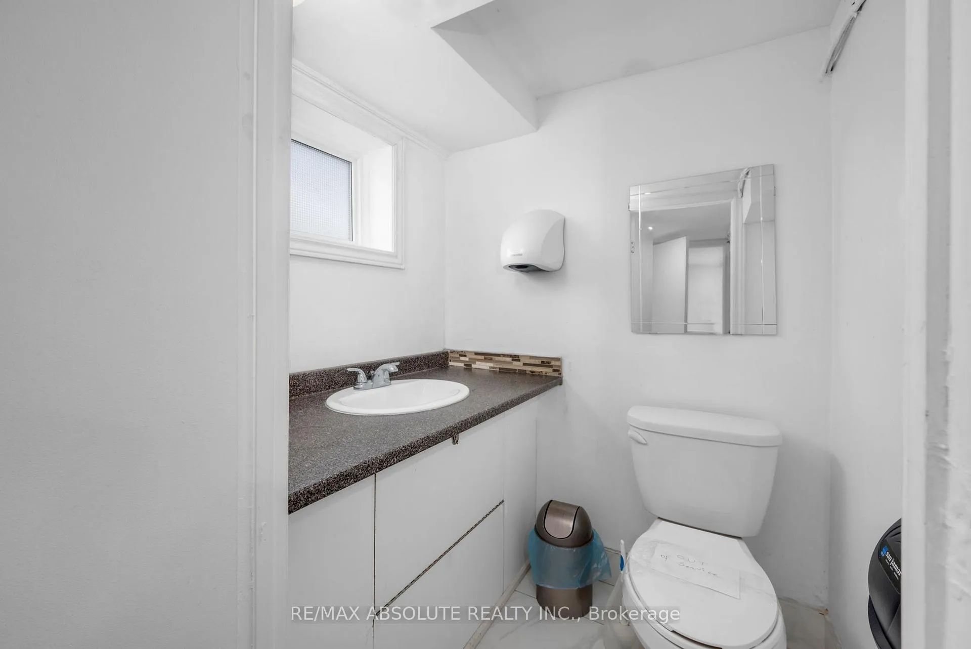 Photo 15 of 2476 Old Montreal Road, Ottawa, Cumberland Ridge — HOMEH