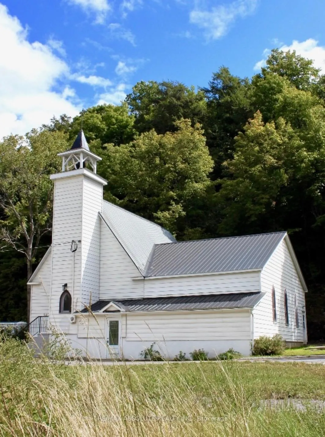 Photo 46 of 2476 Old Montreal Road, Ottawa, Cumberland Ridge — HOMEH