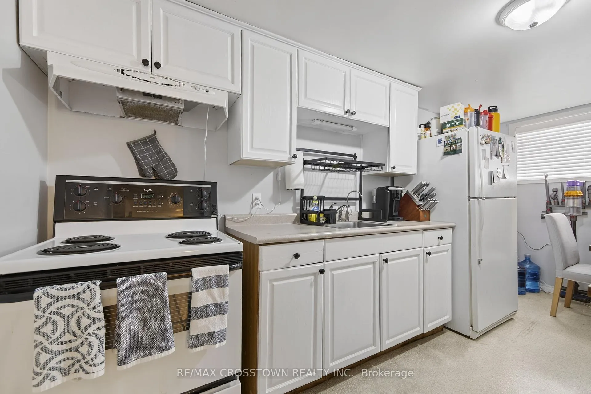 Photo 36 of 58 Albert Street E, New Tecumseth, Alliston — HOMEH