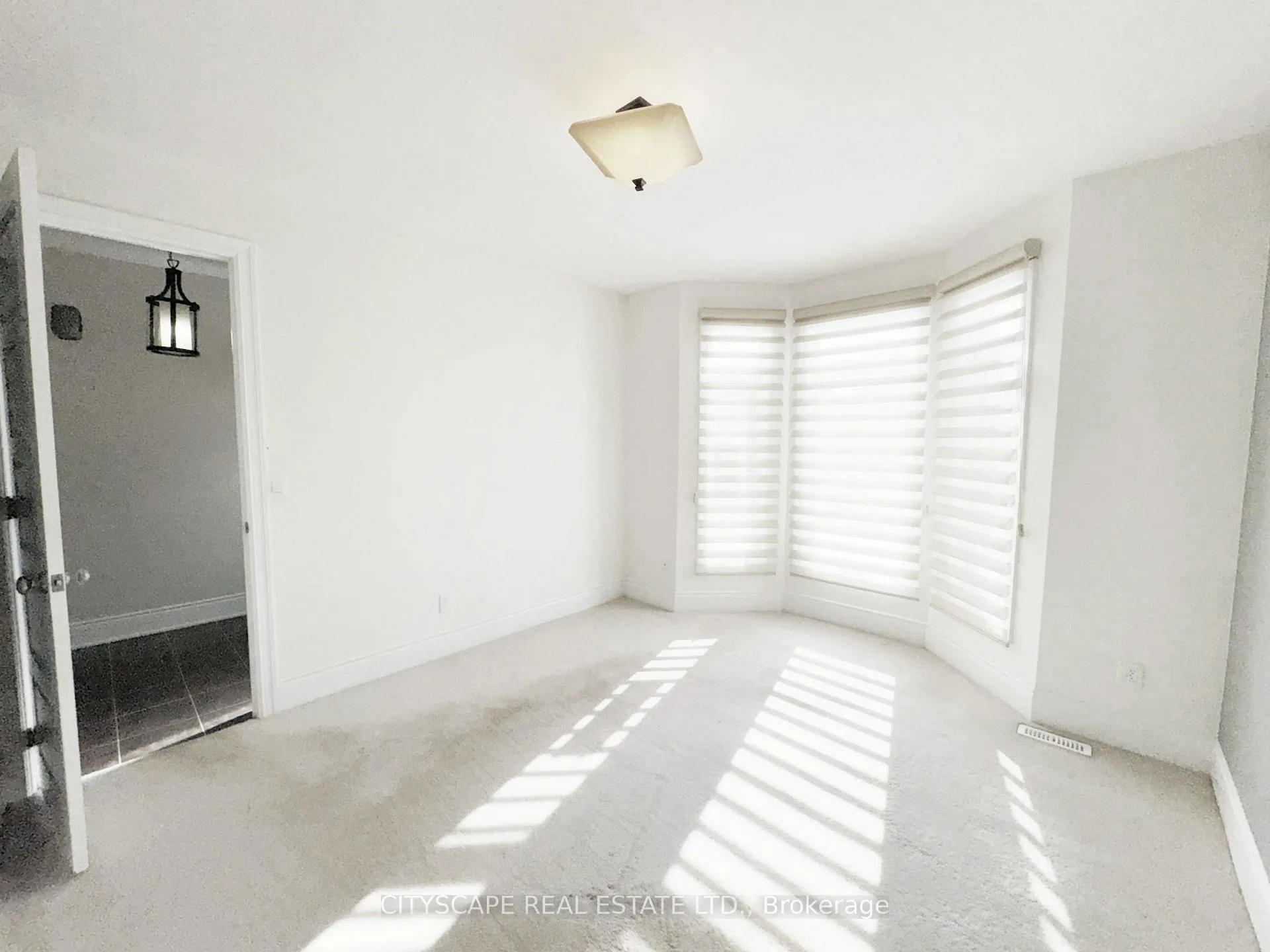 Photo 9 of Unit 29, 126 Aberfoyle Mill Crescent, Puslinch, Aberfoyle — HOMEH