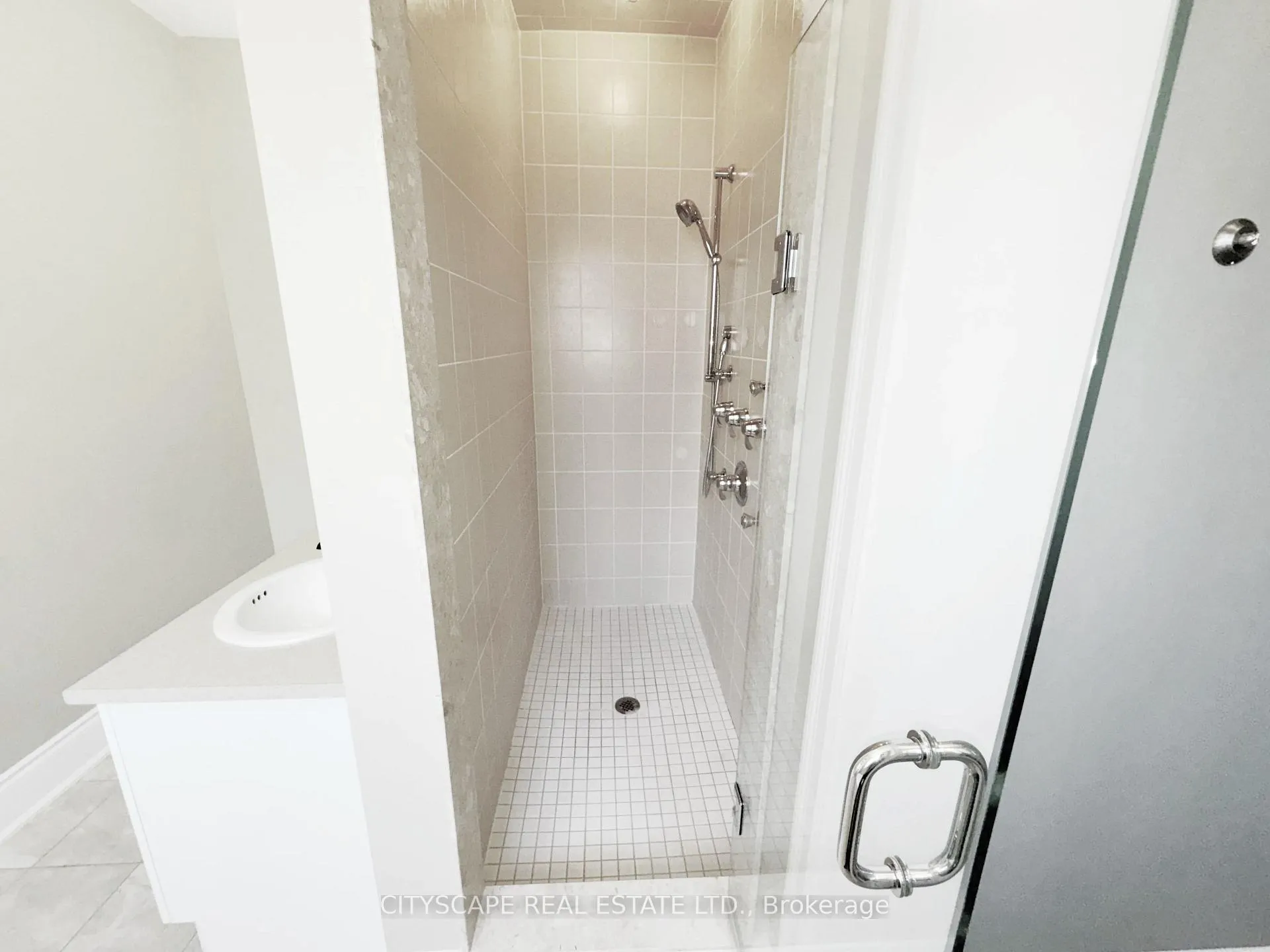 Photo 32 of Unit 29, 126 Aberfoyle Mill Crescent, Puslinch, Aberfoyle — HOMEH