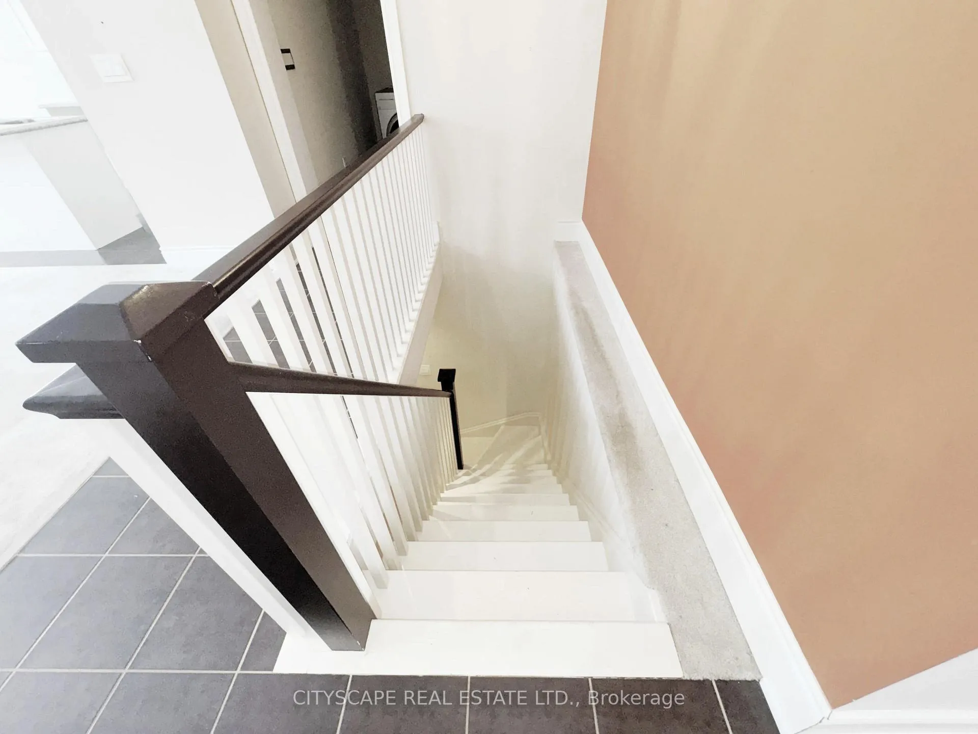 Photo 37 of Unit 29, 126 Aberfoyle Mill Crescent, Puslinch, Aberfoyle — HOMEH