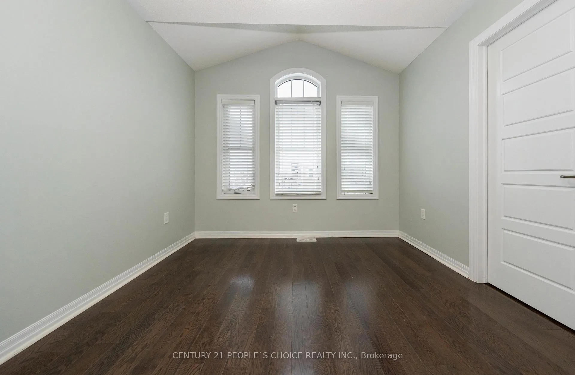 Photo 8 of 381 Dahlia Trail, Oakville, Glenorchy — HOMEH