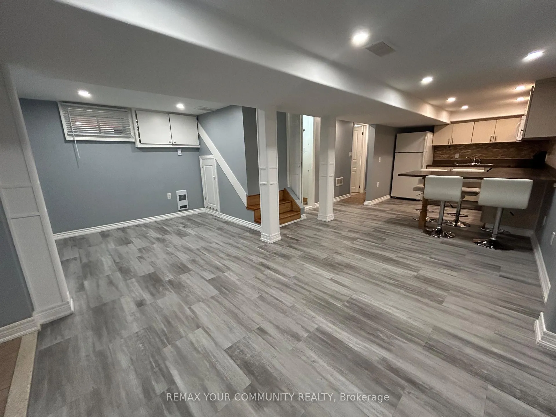 Photo 3 of Unit Bsmt, 152 Silverthorn Avenue, Toronto, Weston-Pellam Park — HOMEH