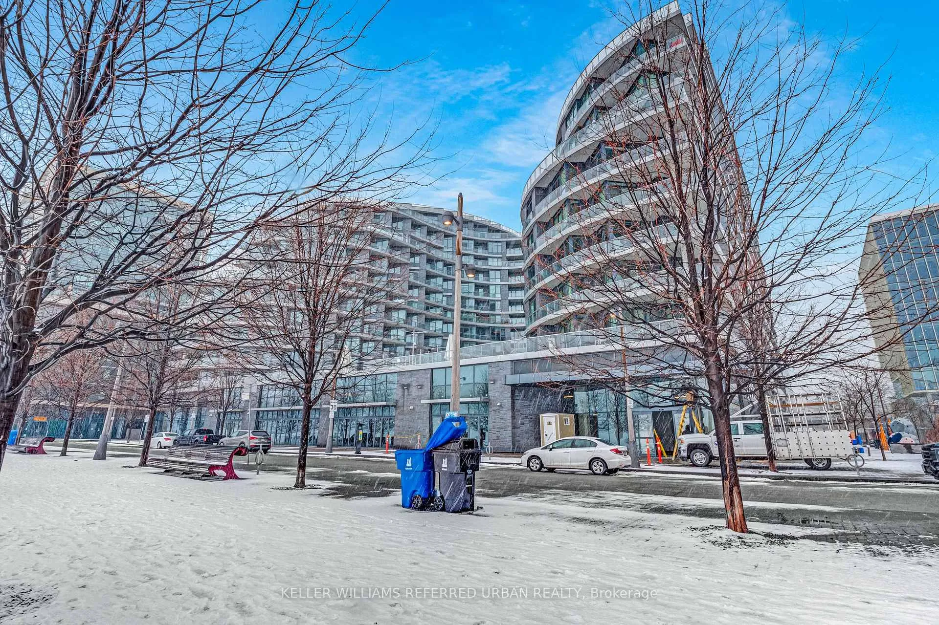 Photo 2 of Unit SPH 22, 1 Edgewater Drive, Toronto, Waterfront Communities — HOMEH