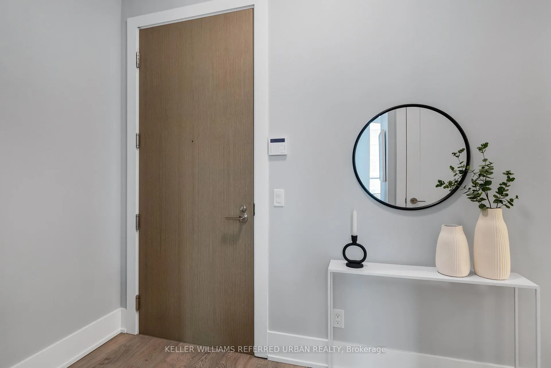 Photo 7 of Unit SPH 22, 1 Edgewater Drive, Toronto, Waterfront Communities — HOMEH