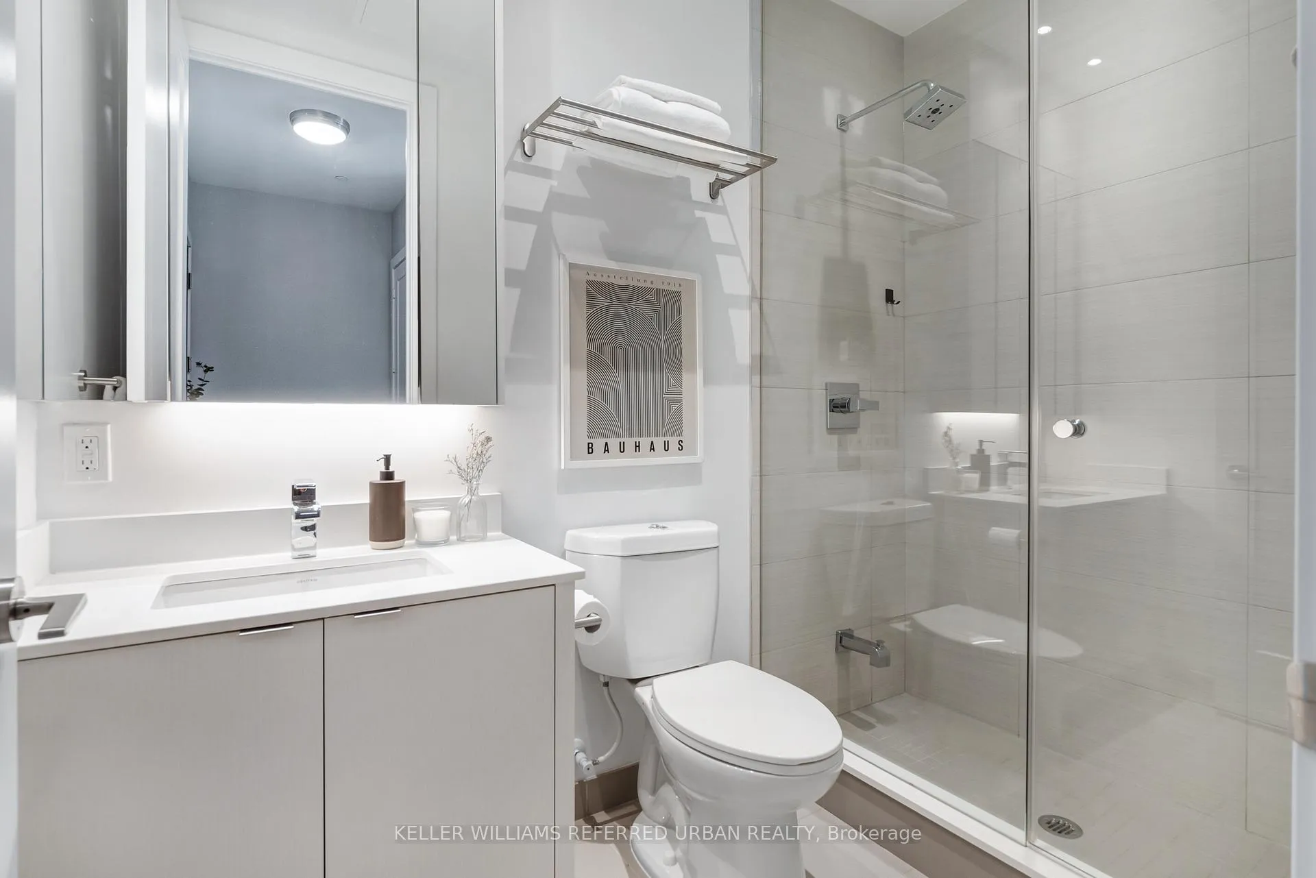 Photo 23 of Unit SPH 22, 1 Edgewater Drive, Toronto, Waterfront Communities — HOMEH
