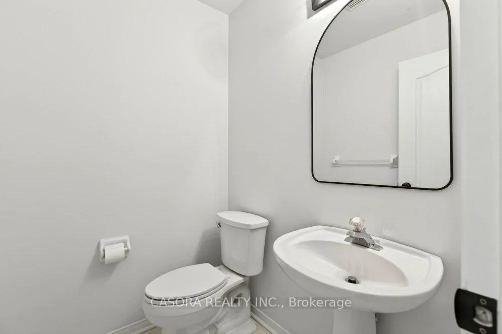 Photo 4 of 39 Foxborough Drive, Hamilton, Ancaster — HOMEH
