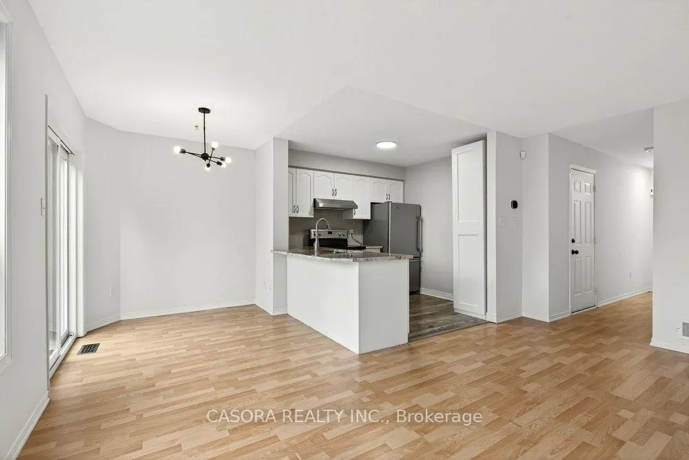 Photo 7 of 39 Foxborough Drive, Hamilton, Ancaster — HOMEH