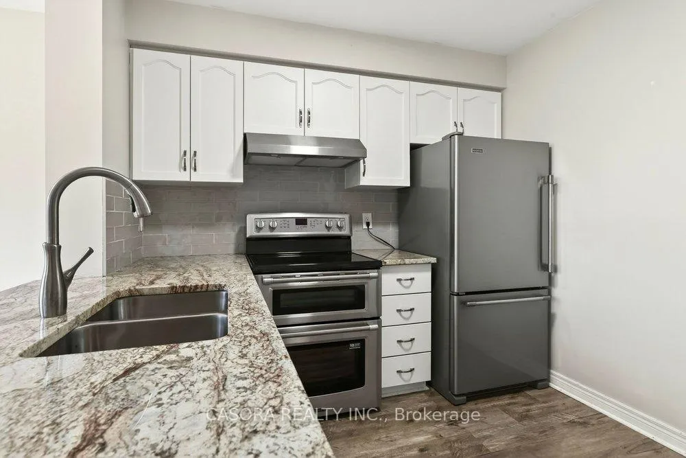 Photo 8 of 39 Foxborough Drive, Hamilton, Ancaster — HOMEH