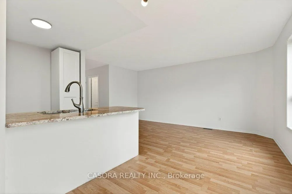 Photo 11 of 39 Foxborough Drive, Hamilton, Ancaster — HOMEH