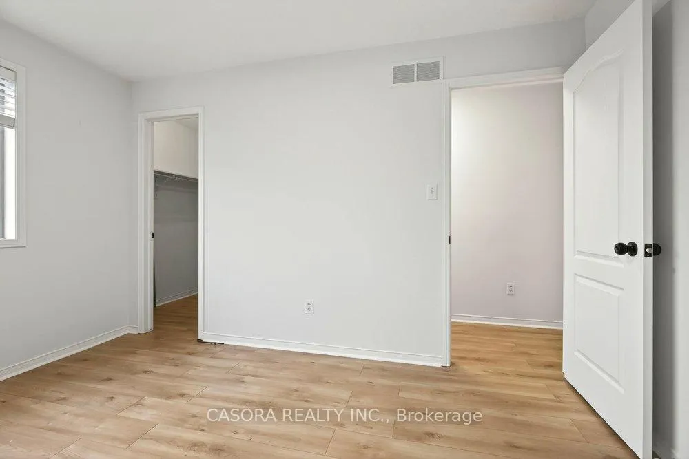 Photo 17 of 39 Foxborough Drive, Hamilton, Ancaster — HOMEH