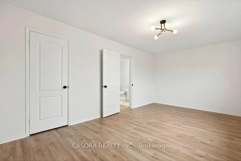 Photo 20 of 39 Foxborough Drive, Hamilton, Ancaster — HOMEH