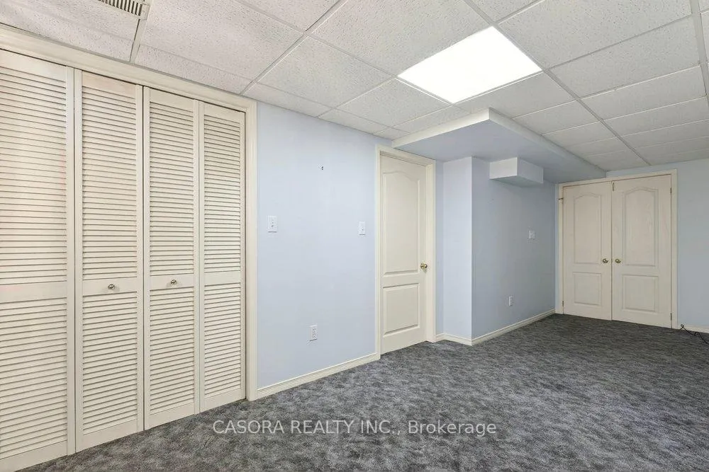 Photo 23 of 39 Foxborough Drive, Hamilton, Ancaster — HOMEH