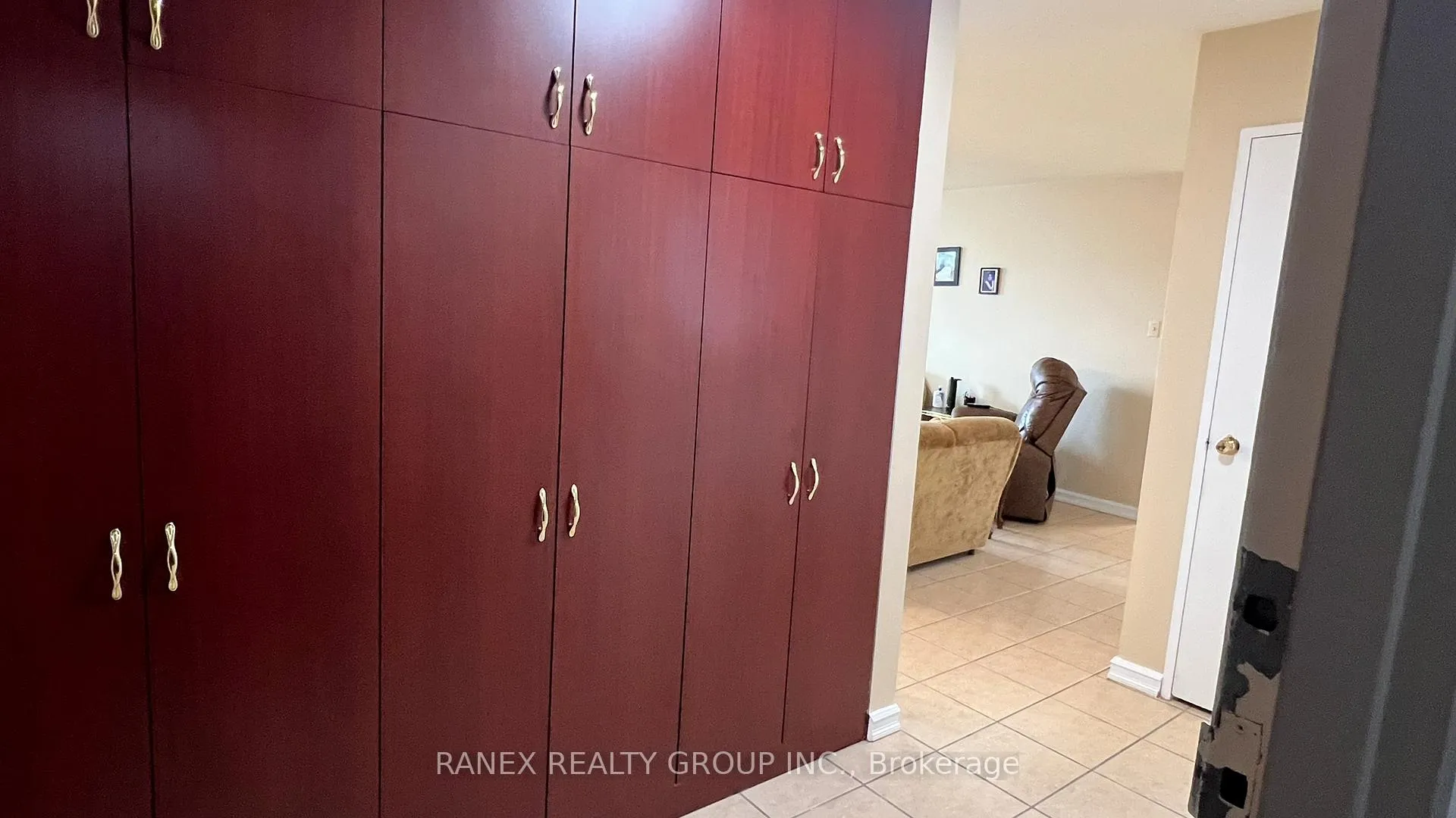 Photo 7 of Unit 1012, 18 Knightsbridge Road, Brampton, Queen Street Corridor — HOMEH