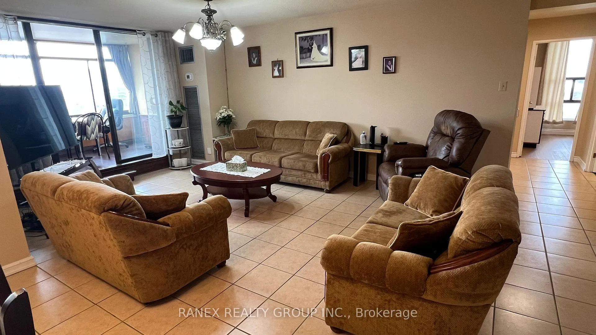 Photo 8 of Unit 1012, 18 Knightsbridge Road, Brampton, Queen Street Corridor — HOMEH