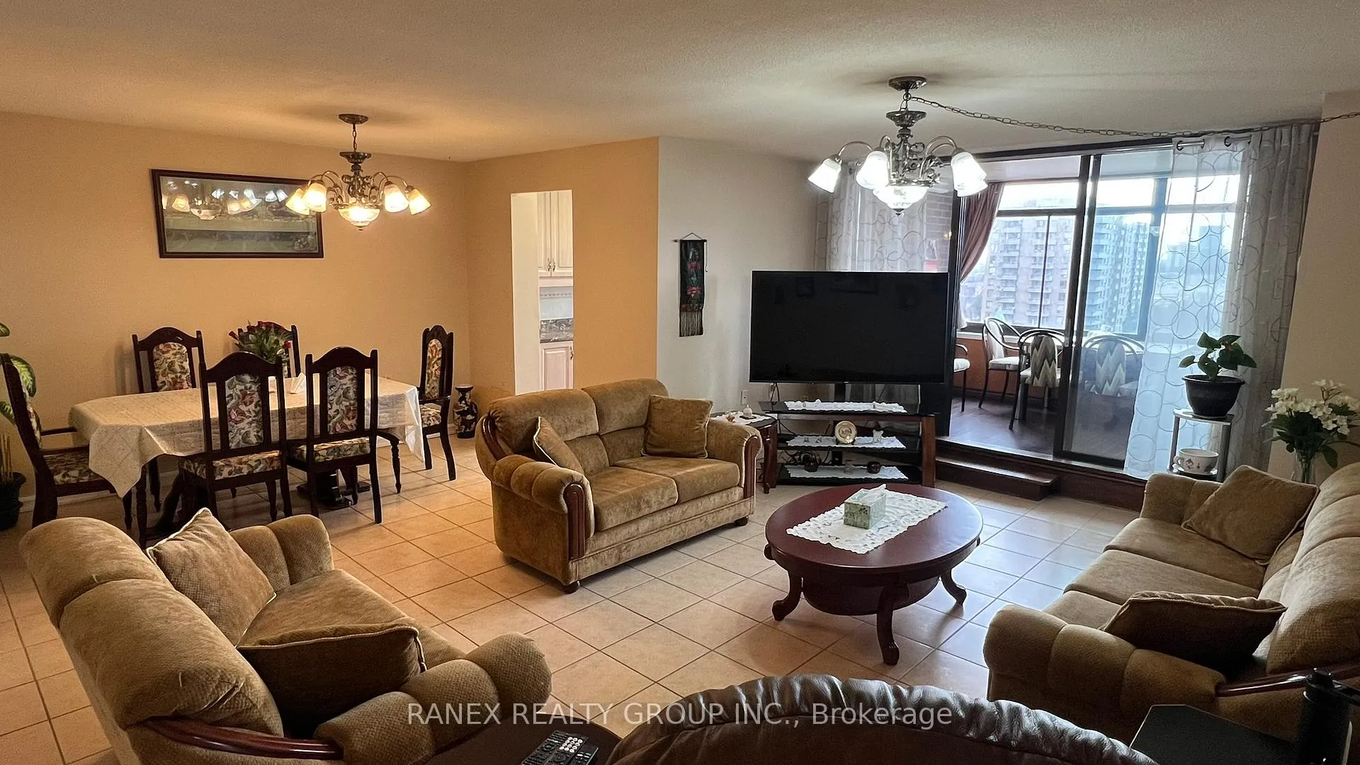 Photo 14 of Unit 1012, 18 Knightsbridge Road, Brampton, Queen Street Corridor — HOMEH