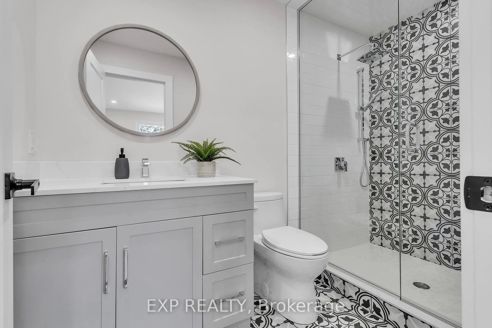 Photo 17 of 4185 Sutherland Crescent, Burlington, Shoreacres — HOMEH