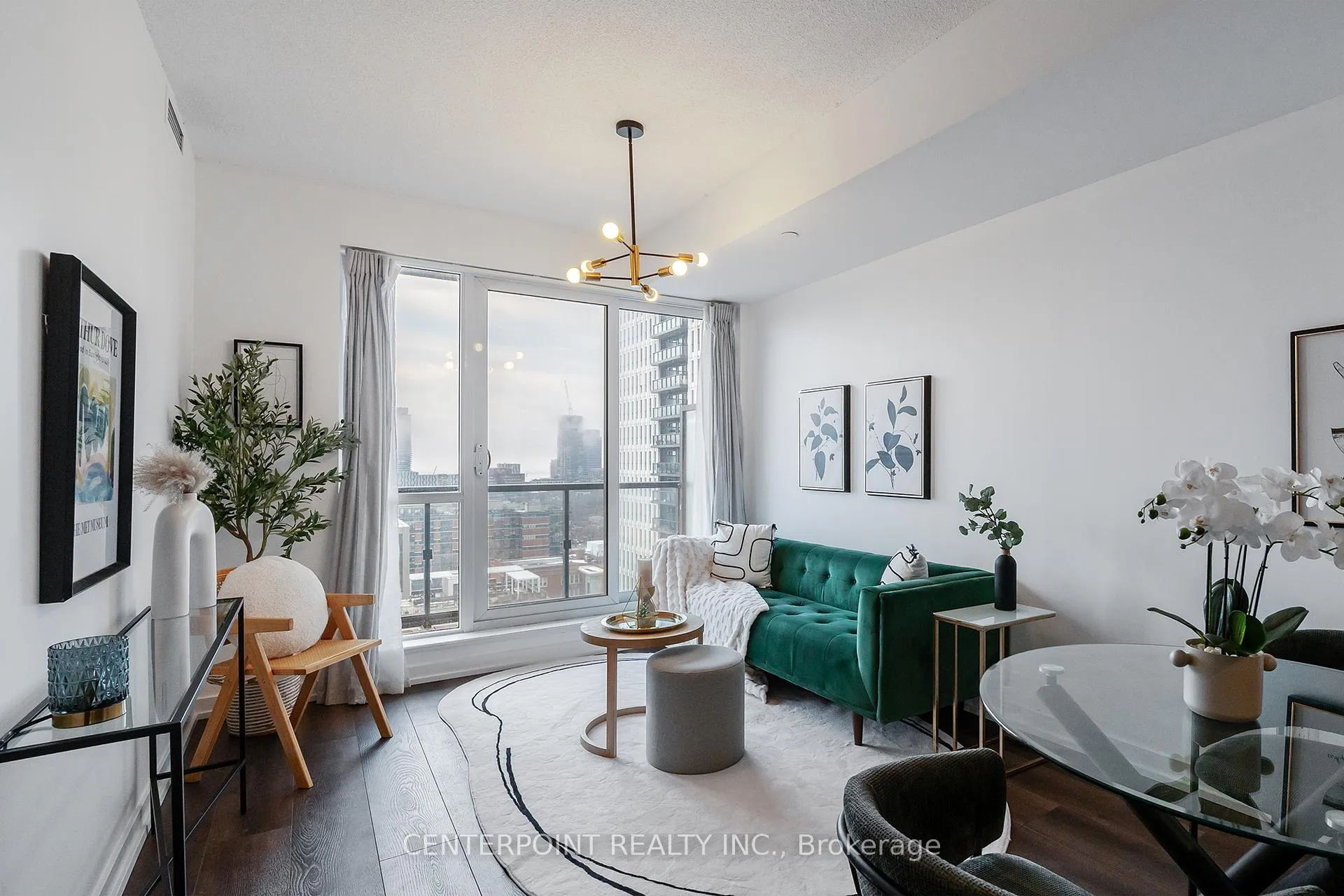 Photo 6 of Unit 1603, 170 Sumach Street, Toronto, Regent Park — HOMEH
