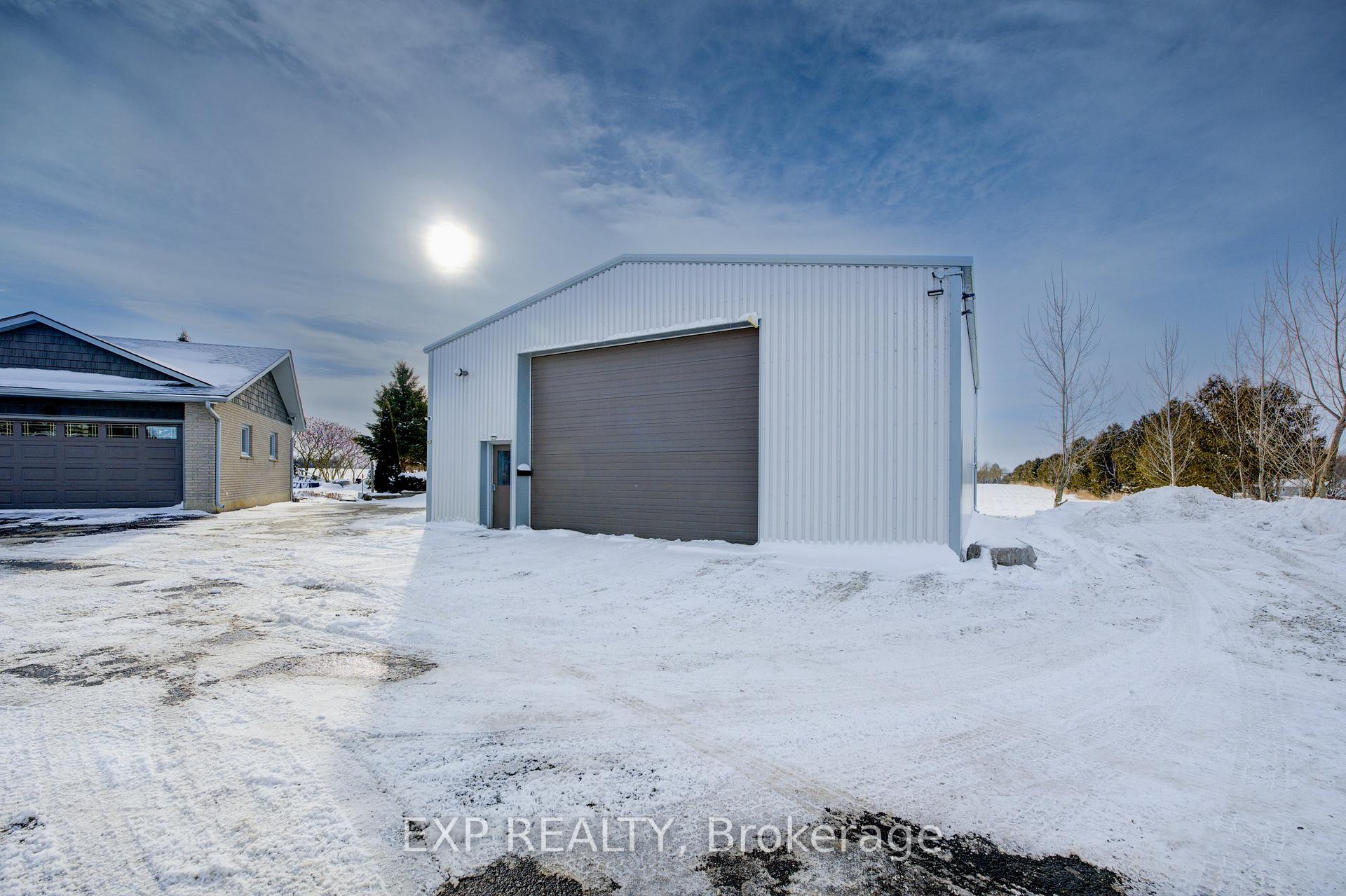 Photo 4 of 7998 Wellington Rd 7, Mapleton, Rural Mapleton — HOMEH