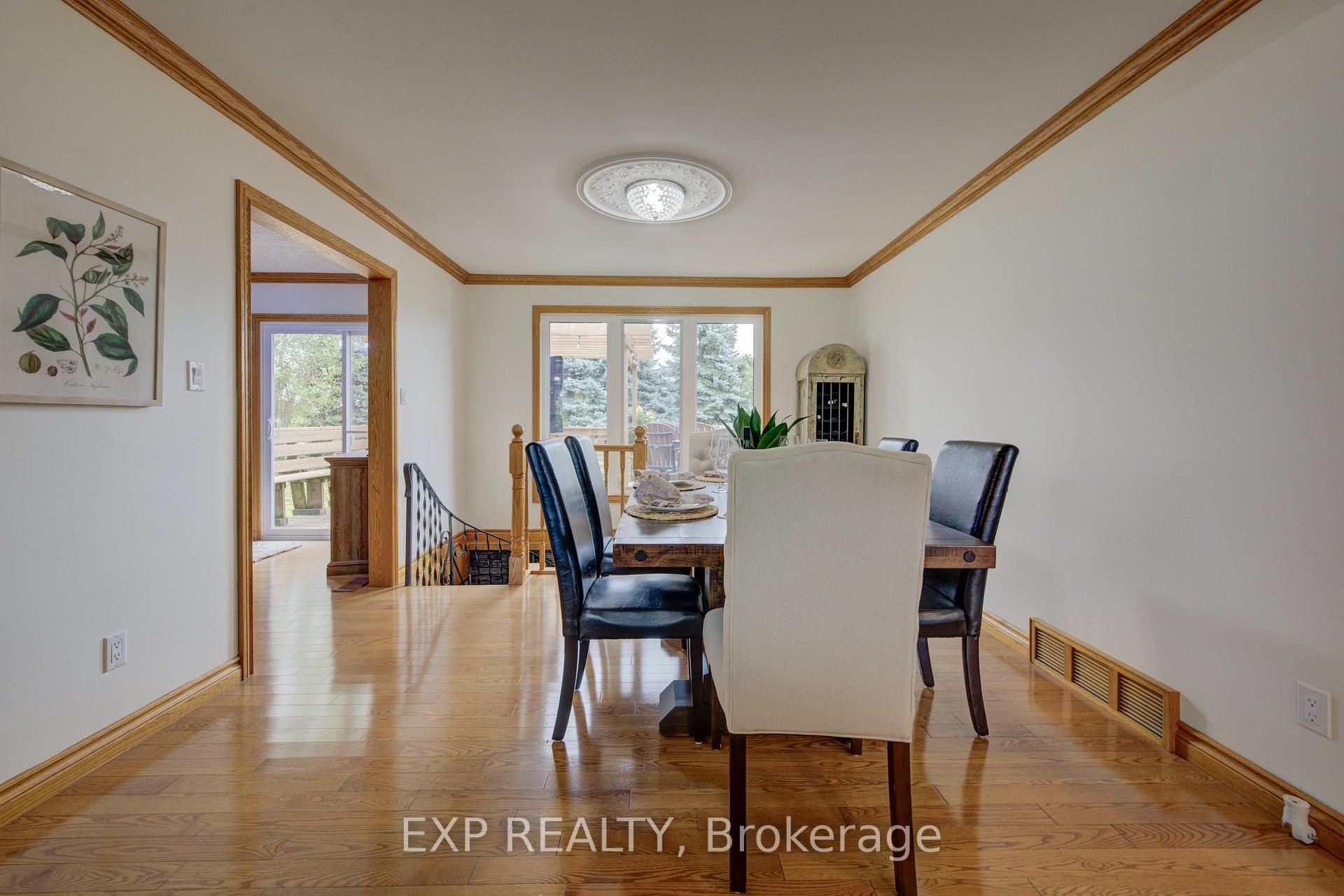 Photo 15 of 7998 Wellington Rd 7, Mapleton, Rural Mapleton — HOMEH