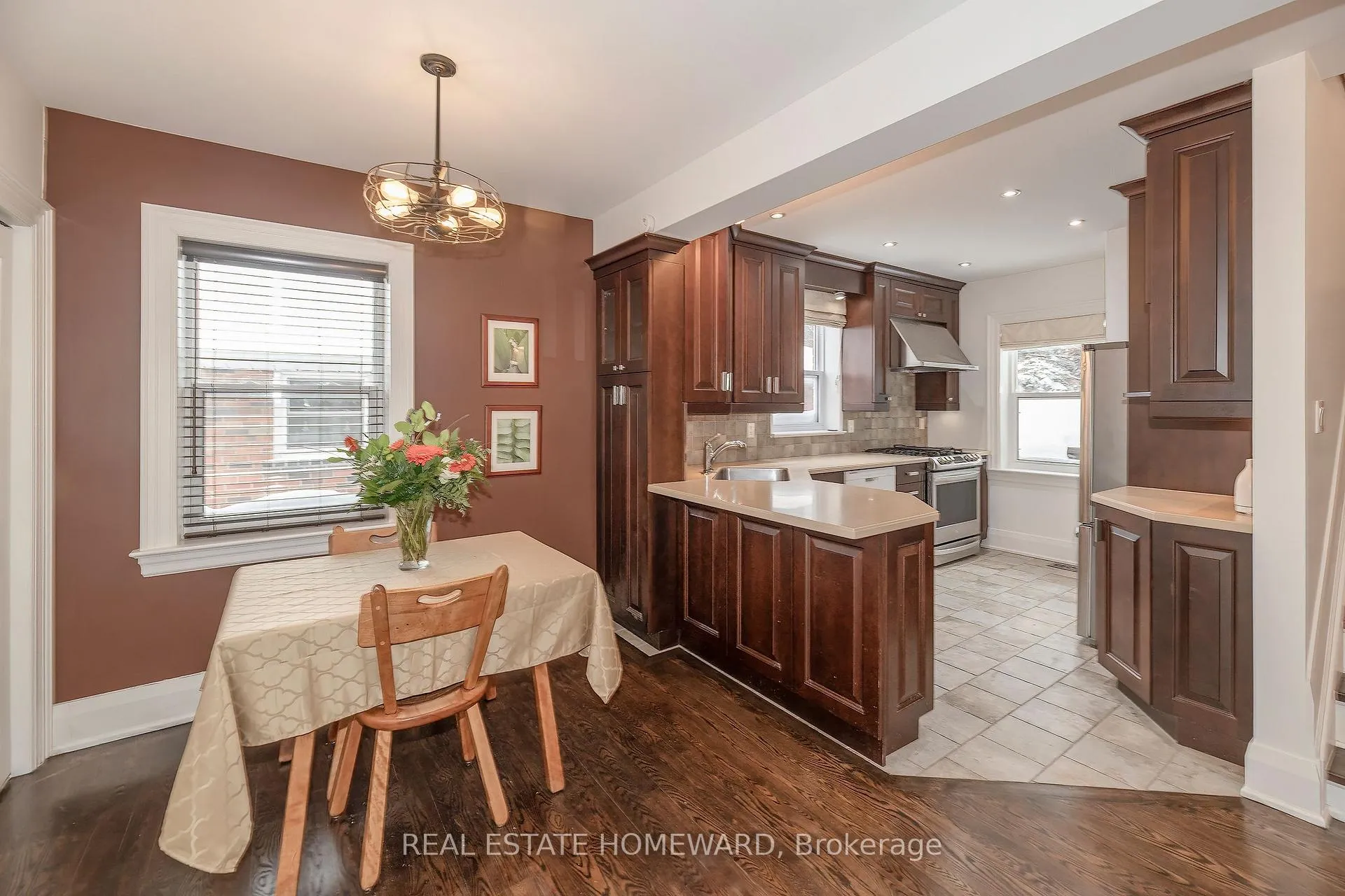 Photo 3 of 237 Ferris Road, Toronto, O'Connor-Parkview — HOMEH