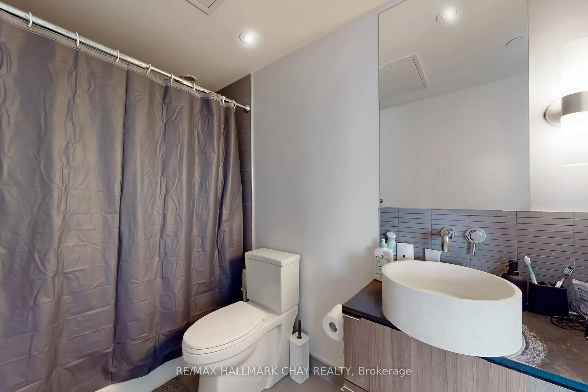 Photo 12 of Unit 3305, 161 Roehampton Avenue, Toronto, Mount Pleasant West — HOMEH