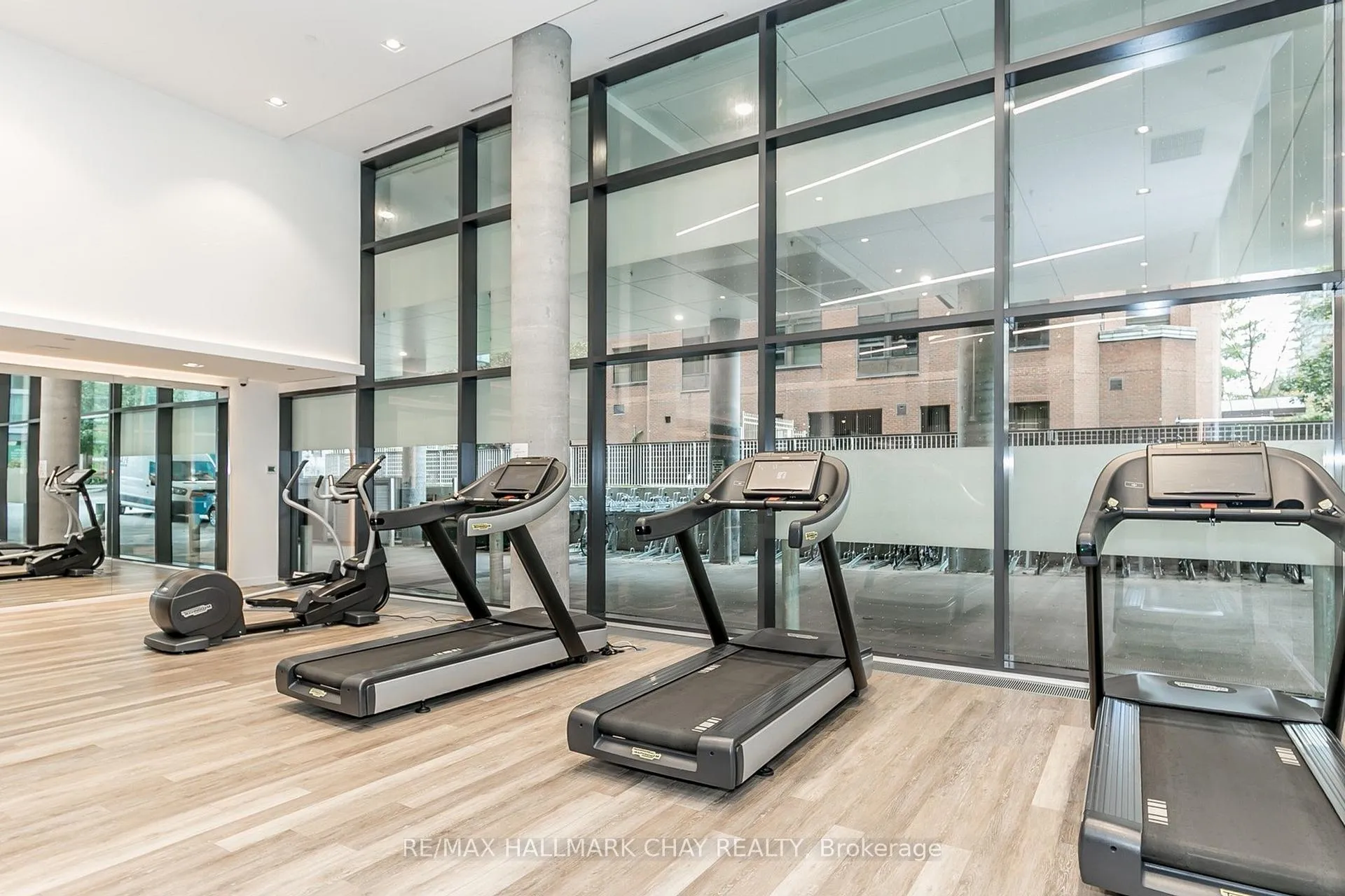 Photo 18 of Unit 3305, 161 Roehampton Avenue, Toronto, Mount Pleasant West — HOMEH