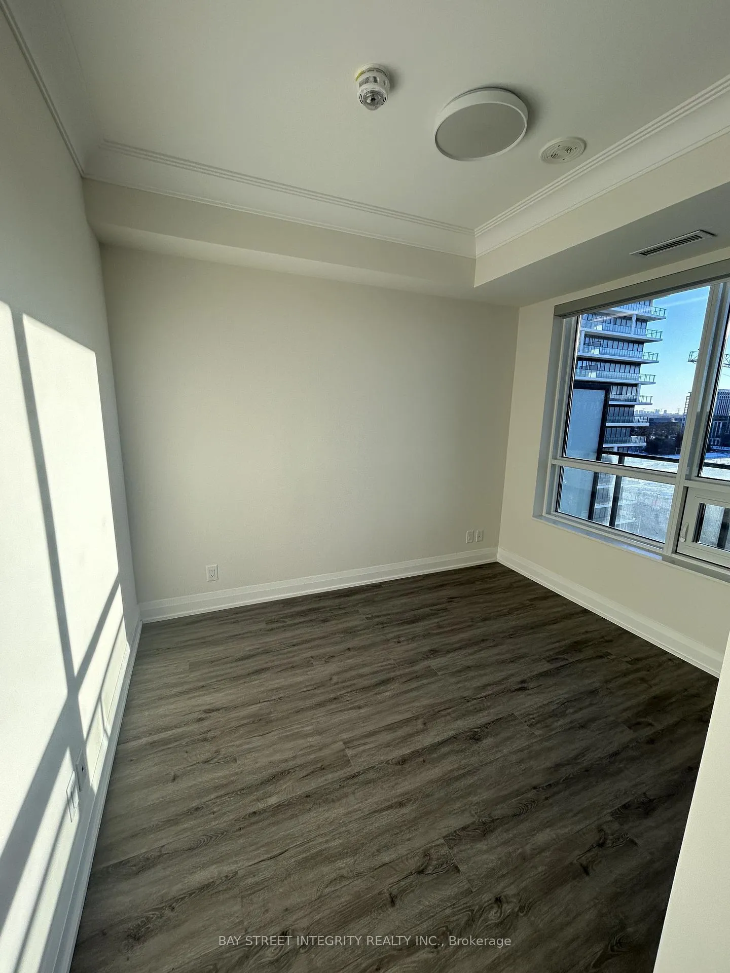 Photo 5 of Unit 1207, 18 Water Walk Drive W, Markham, Unionville — HOMEH