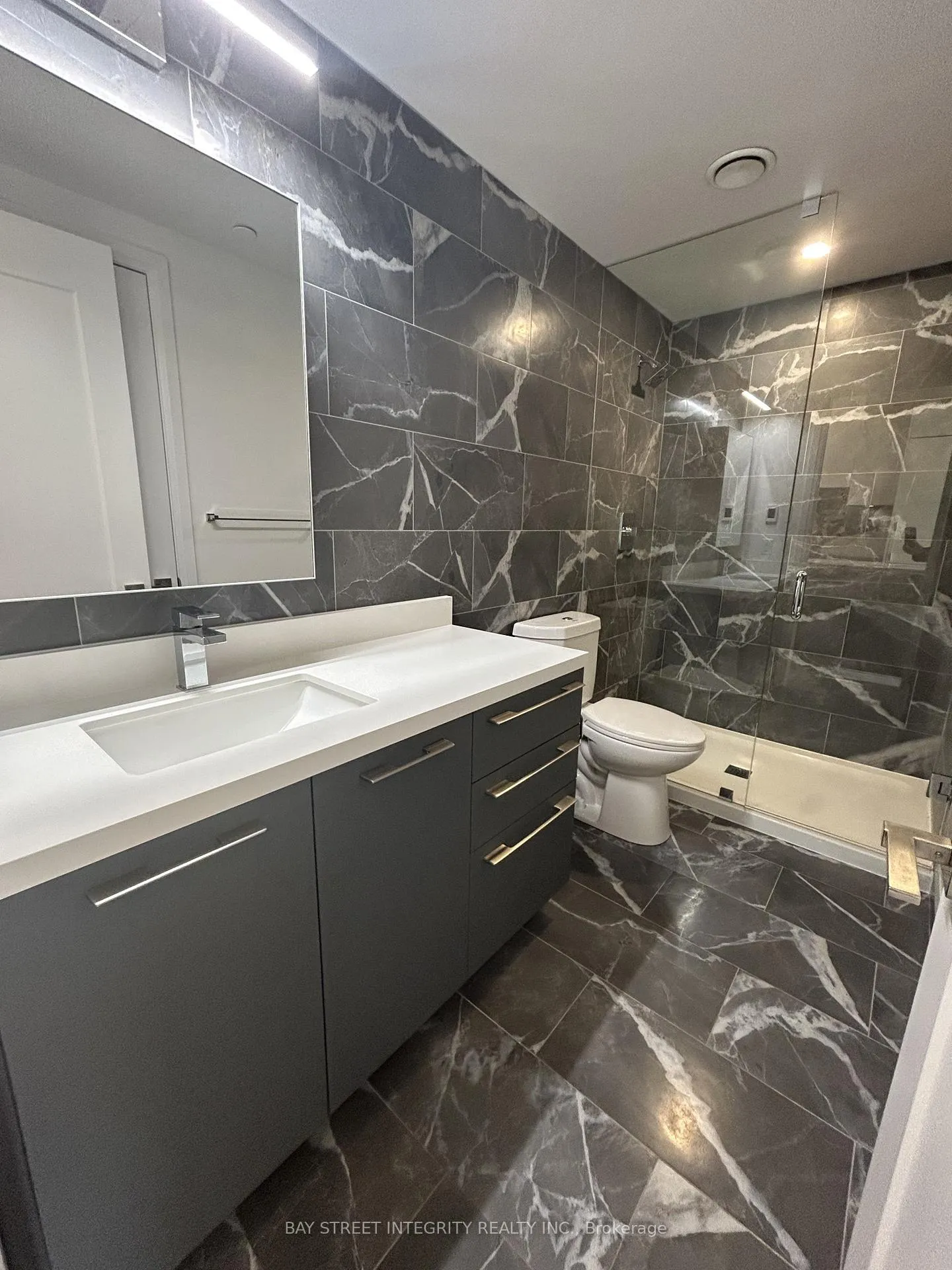 Photo 6 of Unit 1207, 18 Water Walk Drive W, Markham, Unionville — HOMEH