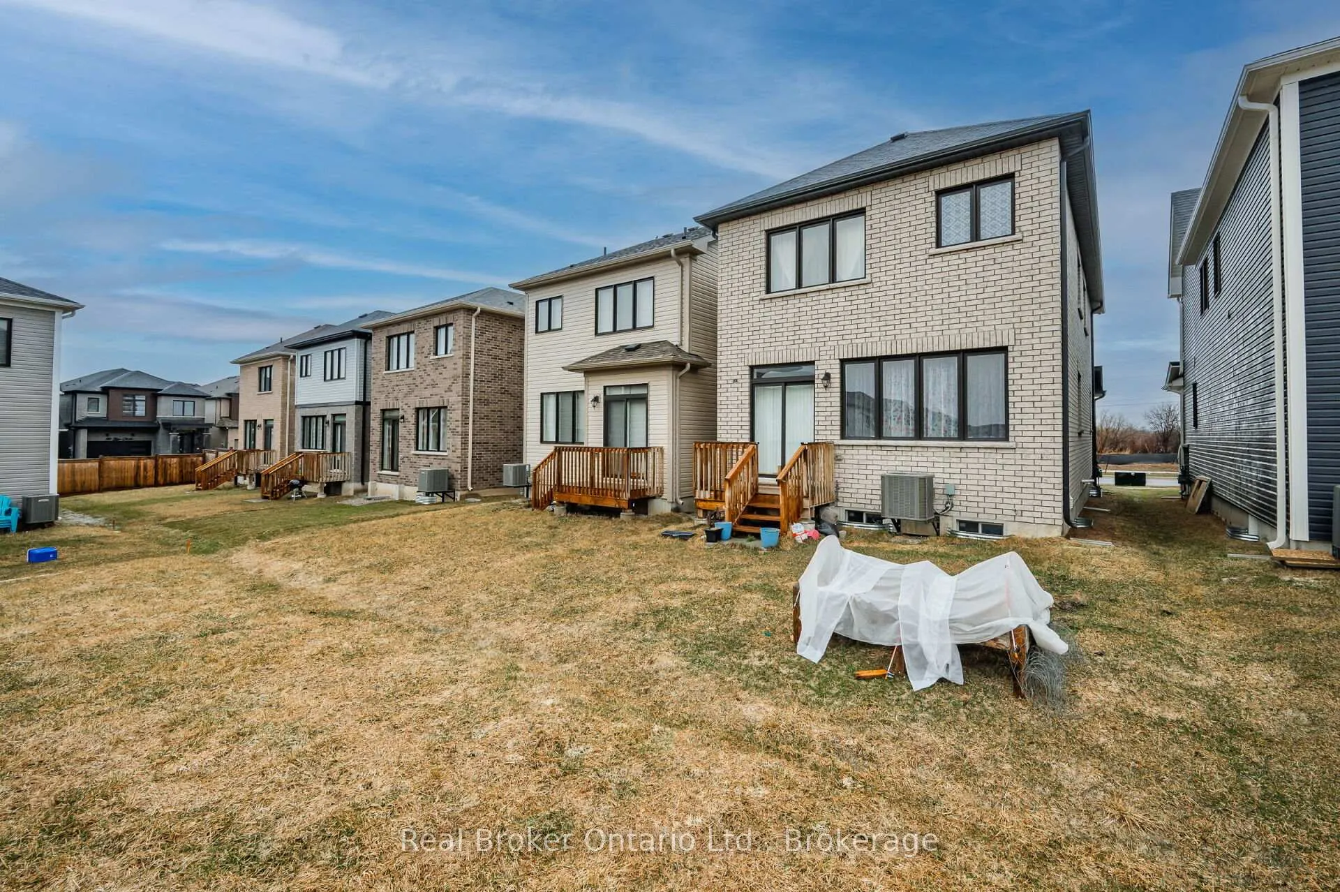 Photo 26 of 22 Lilac Circle, Haldimand — HOMEH
