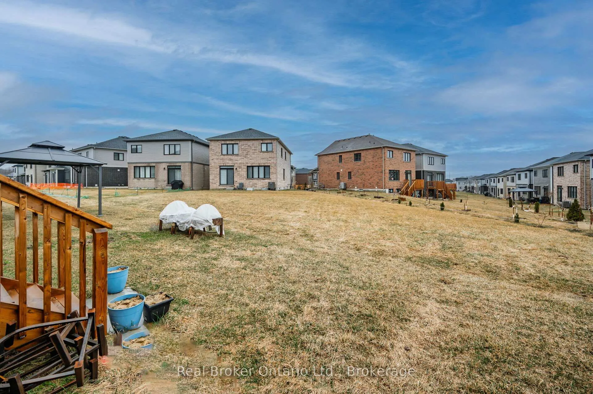 Photo 29 of 22 Lilac Circle, Haldimand — HOMEH