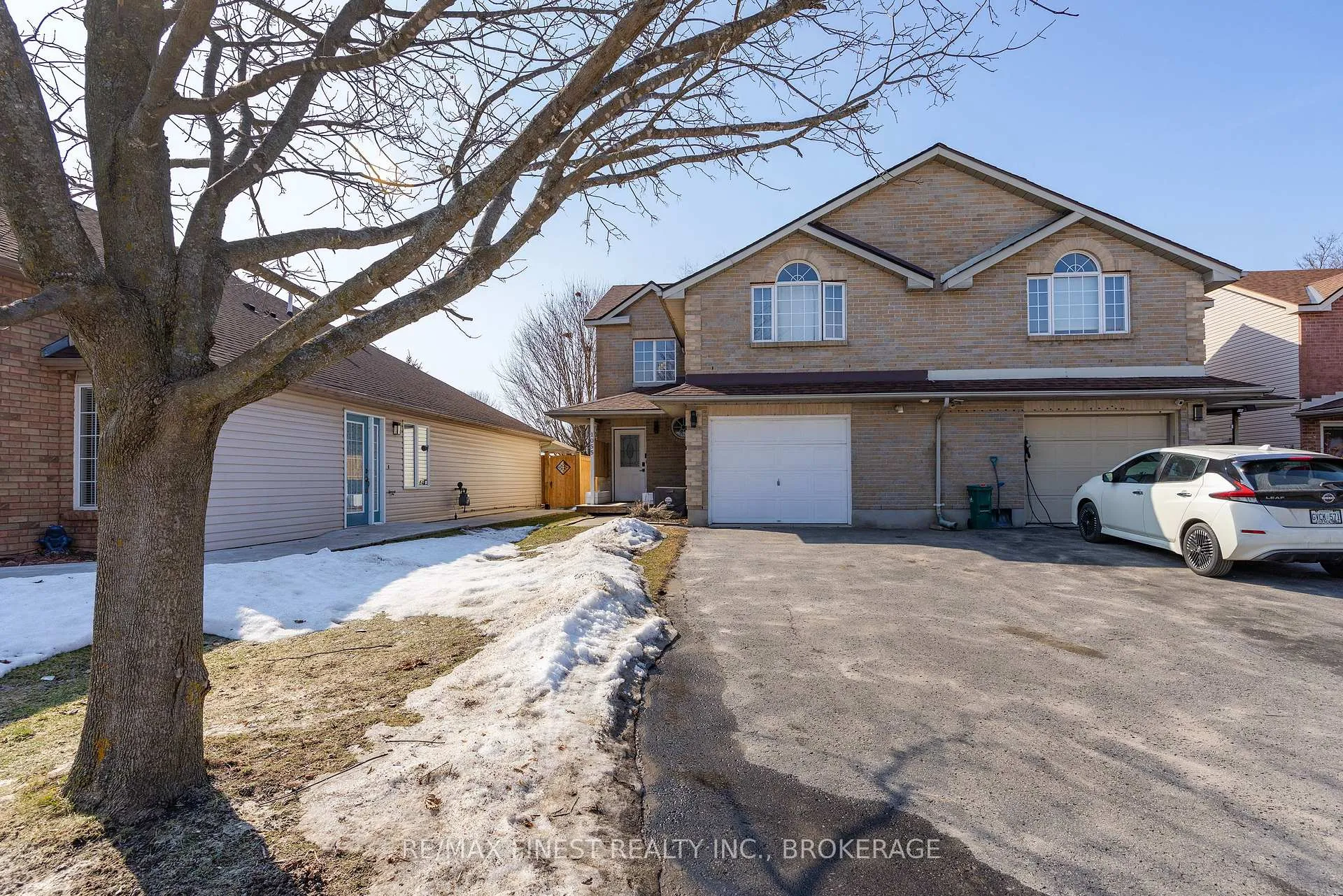 Photo 2 of 1055 Springfield Drive, Kingston, City Southwest — HOMEH