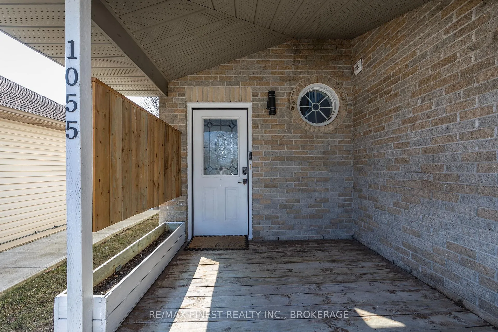 Photo 4 of 1055 Springfield Drive, Kingston, City Southwest — HOMEH